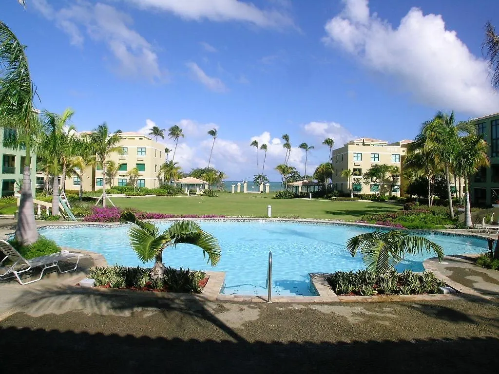 Aquatika Beachfront And Rainforest Views Daire Loiza